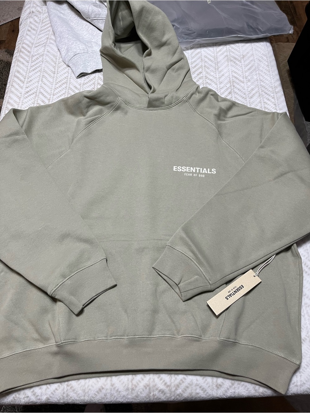 ESSENTIALS Olive Sea Foam Pullover Hoodie Large